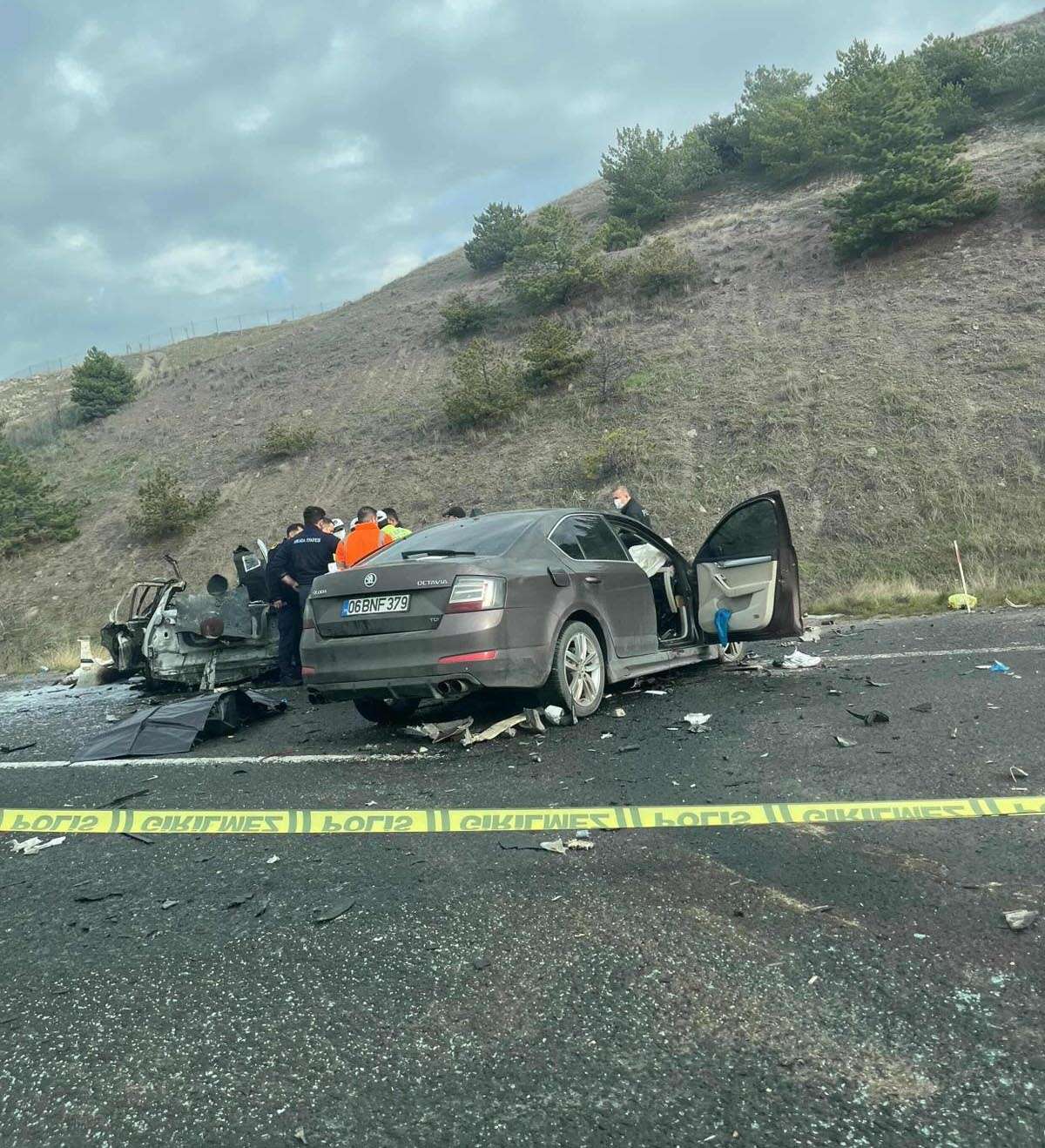 5 kişinin öldüğü kazada ters yön detayı çıktı! Kimliklerin tamamı belirlendi 2